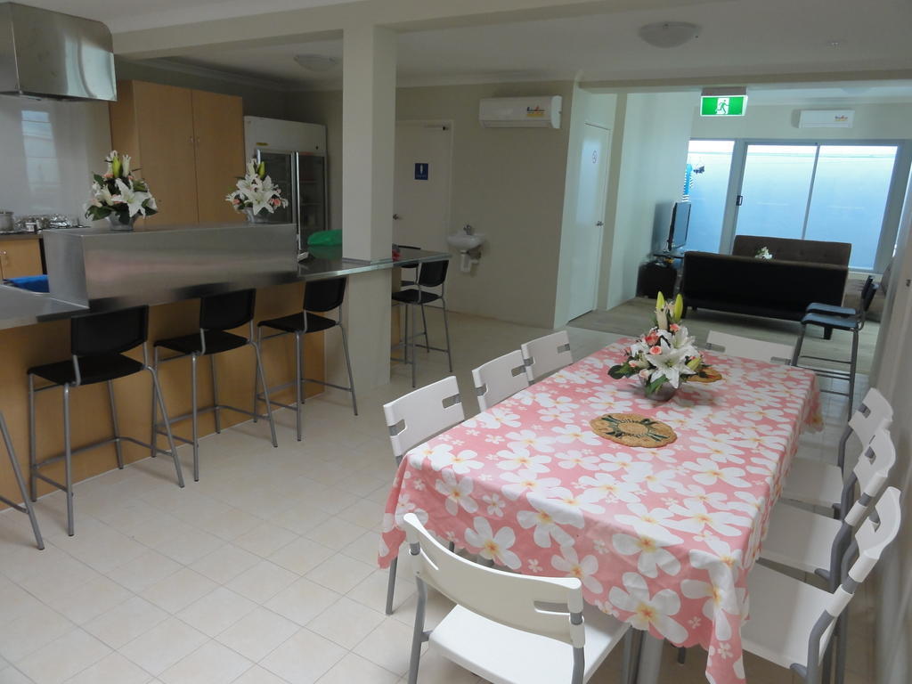 Perth 178 Backpackers Hostel ภายนอก รูปภาพ